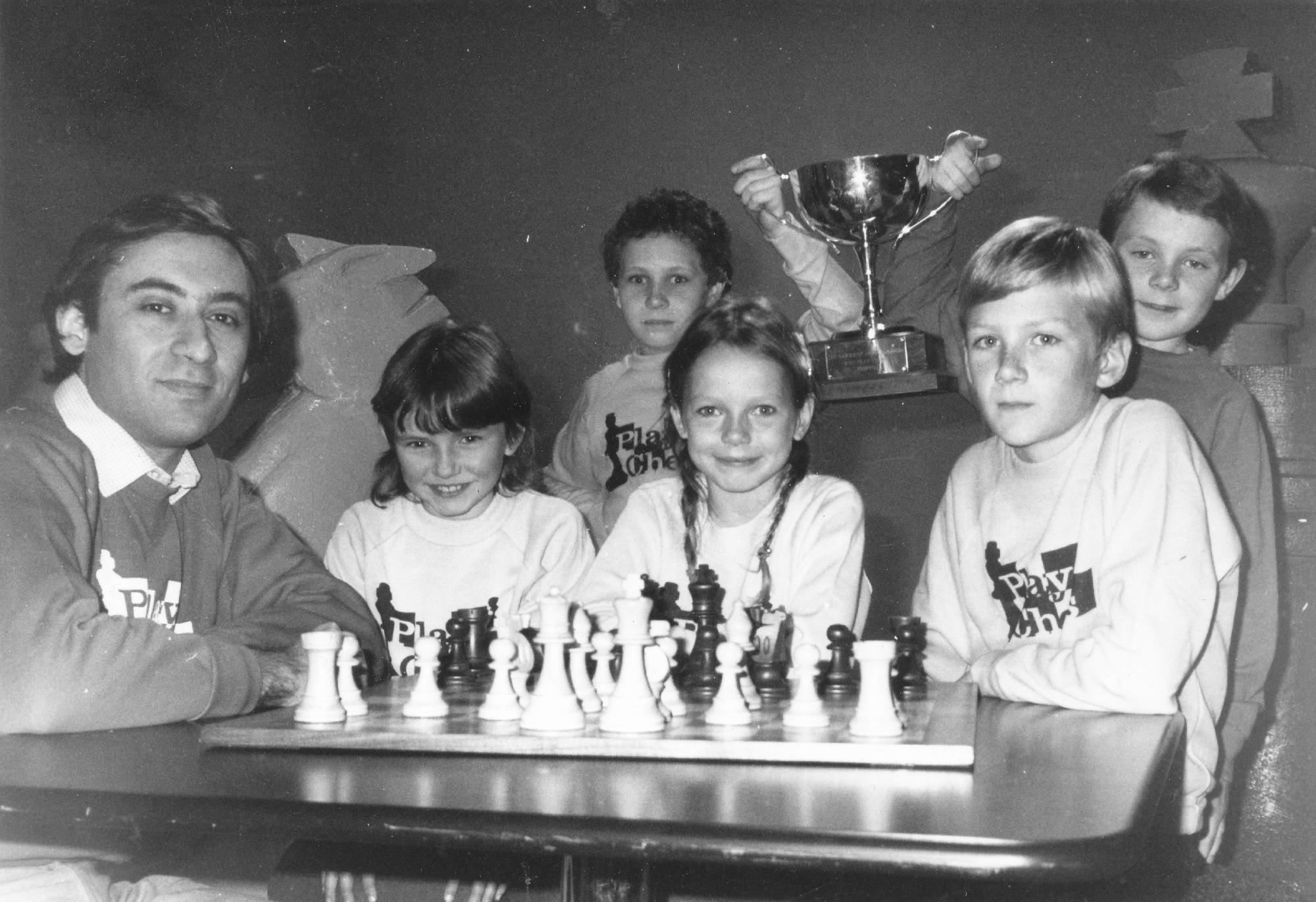 Bill was always a keen supporter of junior chess. event unknown.