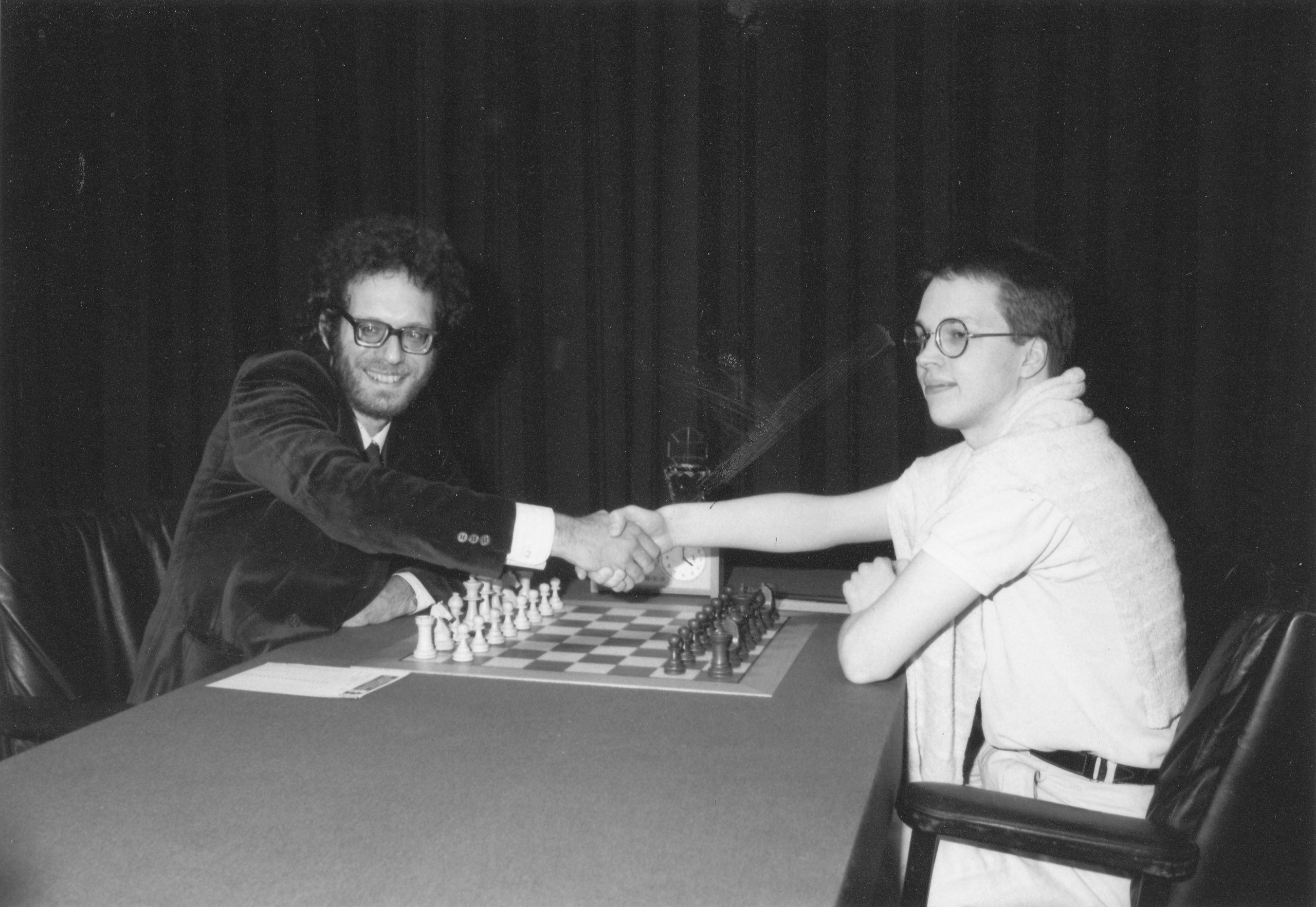 Jon Speelman and Nigel Short at the start of their 1989 Candidates match. Jon won 3.5 - 1.5