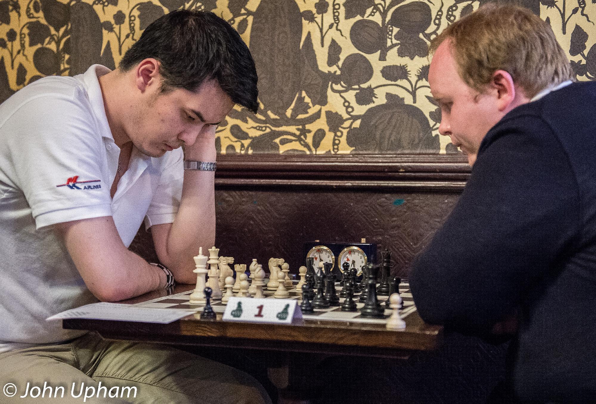 GM David Howell vs IM Eddie Dearing, Drunken Knights vs Wood Green, June 2014, Courtesy of John Upham Photography