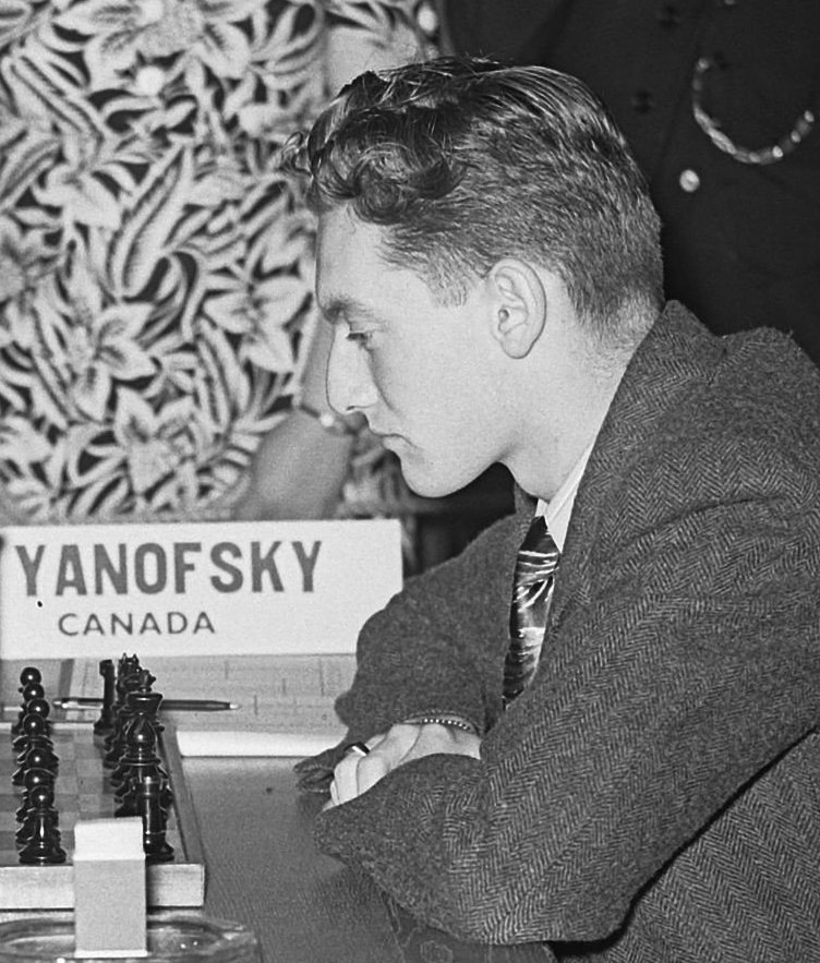 Daniel Yanofsky playing Max Euwe in 1946 at the Staunton Memorial, Groningen